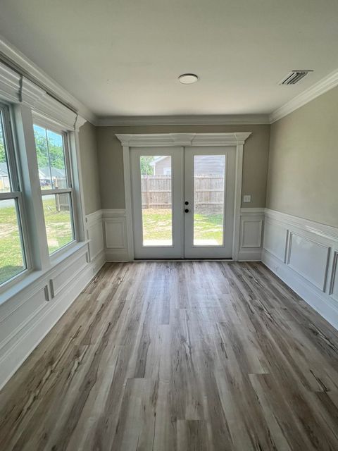 Tiny photo for 19 Hopi Street, Crawfordville, FL 32327 (MLS # 399560)