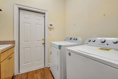 Tiny photo for 3986 Shiloh Circle, Tallahassee, FL 32308 (MLS # 392546)