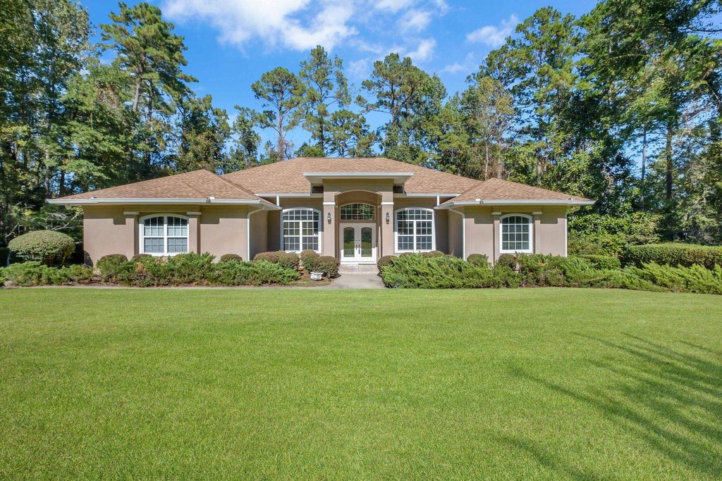 Photo of 3986 Shiloh Circle, Tallahassee, FL 32308 (MLS # 392546)