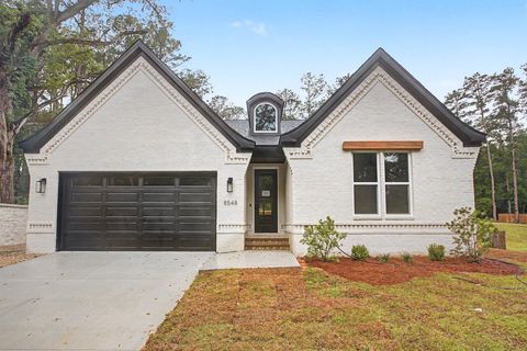 Photo of 8548 Scott Tower Road Rd, Tallahassee, FL 32312 (MLS # 401292)