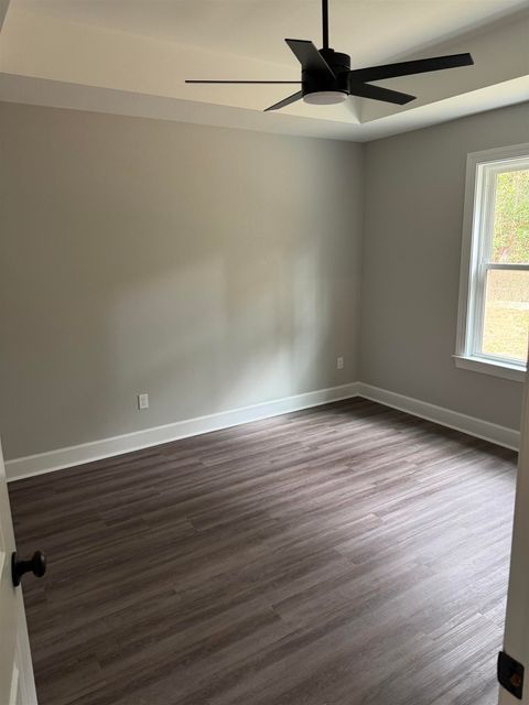 Tiny photo for 125 Eastgate Way, Crawfordville, FL 32327 (MLS # 395190)