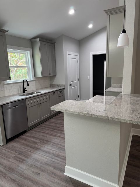 Tiny photo for 125 Eastgate Way, Crawfordville, FL 32327 (MLS # 395190)