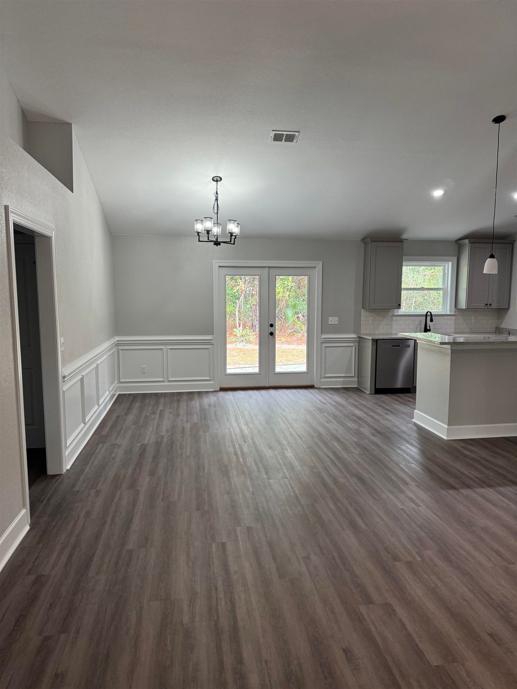 Photo of 125 Eastgate Way, Crawfordville, FL 32327 (MLS # 395190)