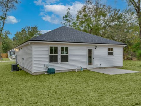 A home in CRAWFORDVILLE