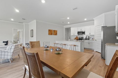 Tiny photo for 2921 Ervine Street, Tallahassee, FL 32308 (MLS # 394317)