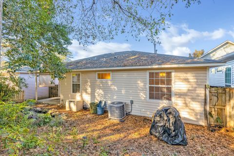 A home in TALLAHASSEE