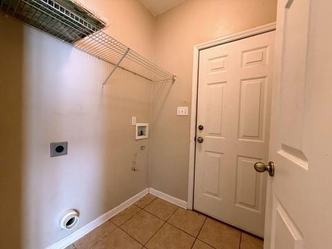 Tiny photo for 990 Crawfordville Trace, Tallahassee, FL 32305 (MLS # 394562)