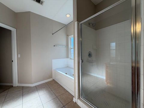 Tiny photo for 990 Crawfordville Trace, Tallahassee, FL 32305 (MLS # 394562)