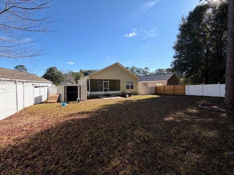 Tiny photo for 990 Crawfordville Trace, Tallahassee, FL 32305 (MLS # 394562)