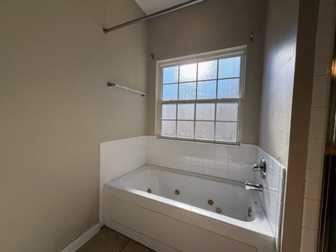 Tiny photo for 990 Crawfordville Trace, Tallahassee, FL 32305 (MLS # 394562)