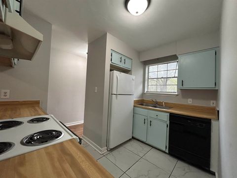 Tiny photo for 3234 Nekoma Lane, Tallahassee, FL 32304 (MLS # 397397)