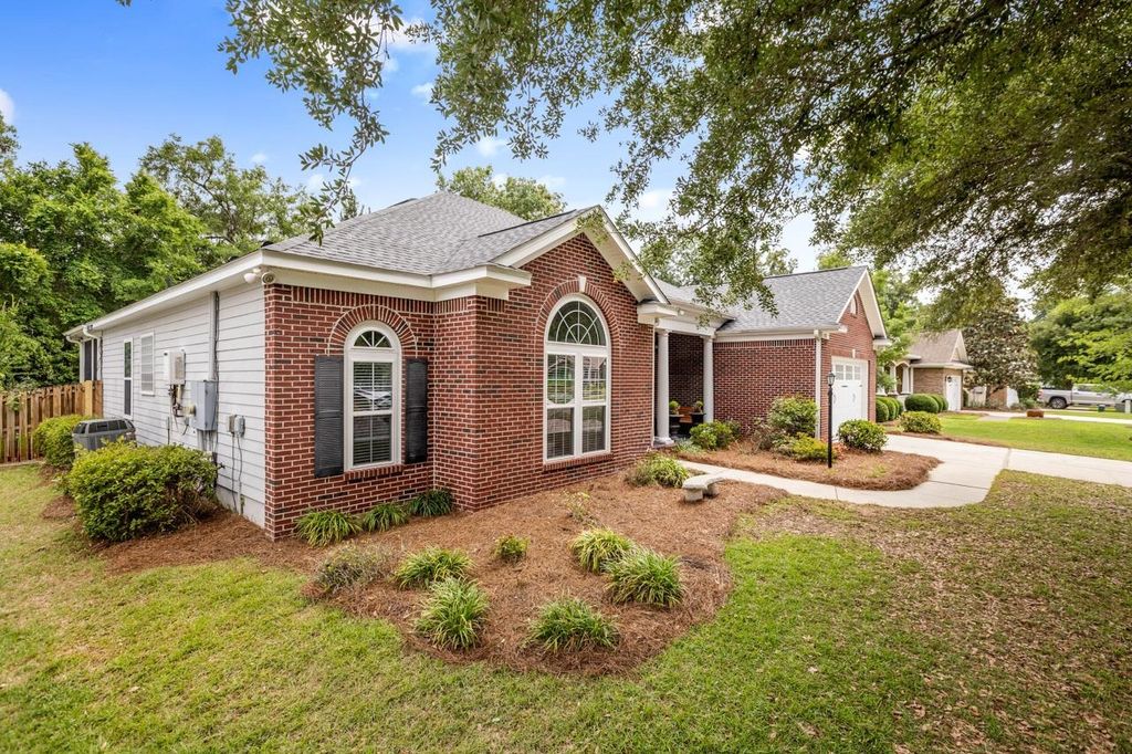 Photo of 2575 Ulysses Road, Tallahassee, FL 32312 (MLS # 399731)