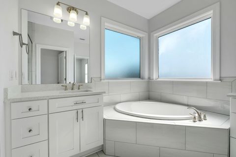 Tiny photo for 5611 CHERRY BLOSSOM Way, Tallahassee, FL 32317 (MLS # 394776)