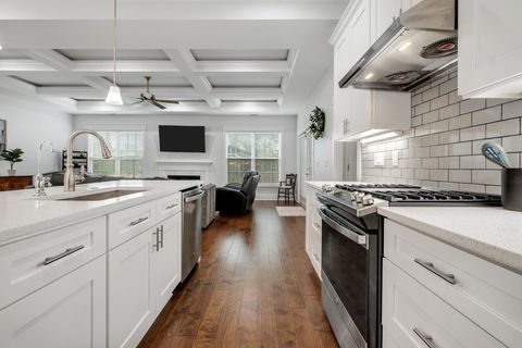 Tiny photo for 5611 CHERRY BLOSSOM Way, Tallahassee, FL 32317 (MLS # 394776)