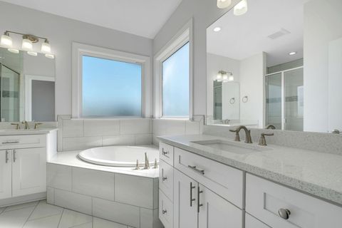 Tiny photo for 5611 CHERRY BLOSSOM Way, Tallahassee, FL 32317 (MLS # 394776)