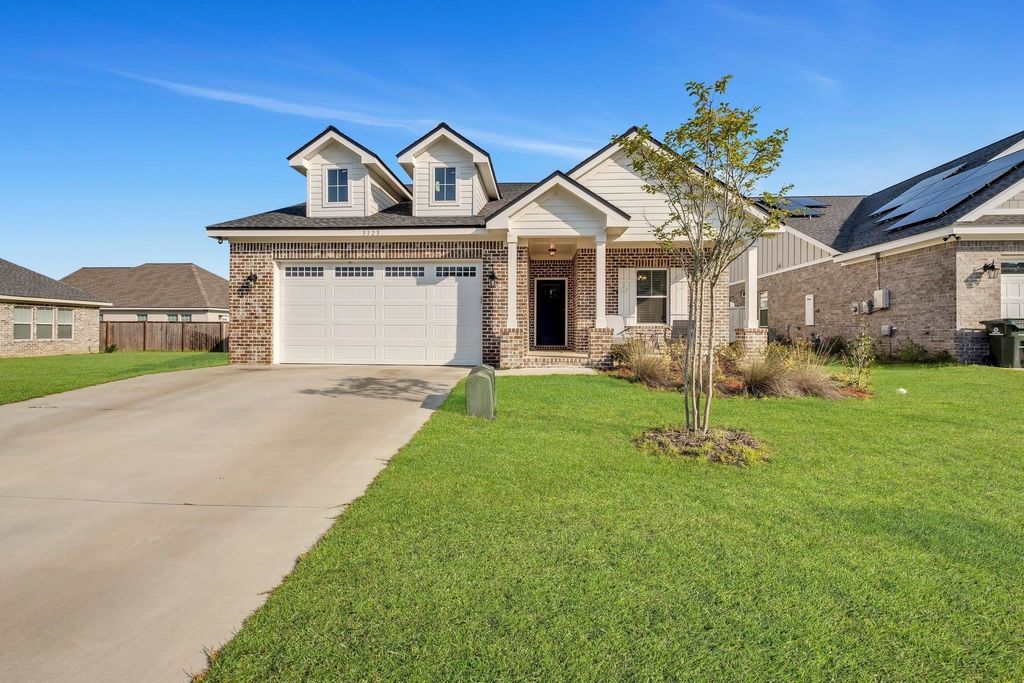 Photo of 3323 SKYVIEW Drive, Tallahassee, FL 32303 (MLS # 391575)