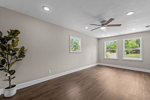 Tiny photo for 2328 Southampton Dr, Tallahassee, FL 32311 (MLS # 392132)