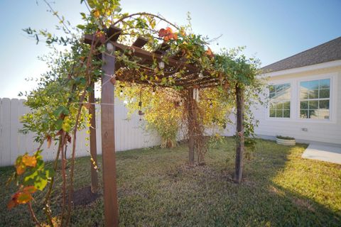 Tiny photo for 2781 Julieanna Lane, Tallahassee, FL 32308 (MLS # 393599)