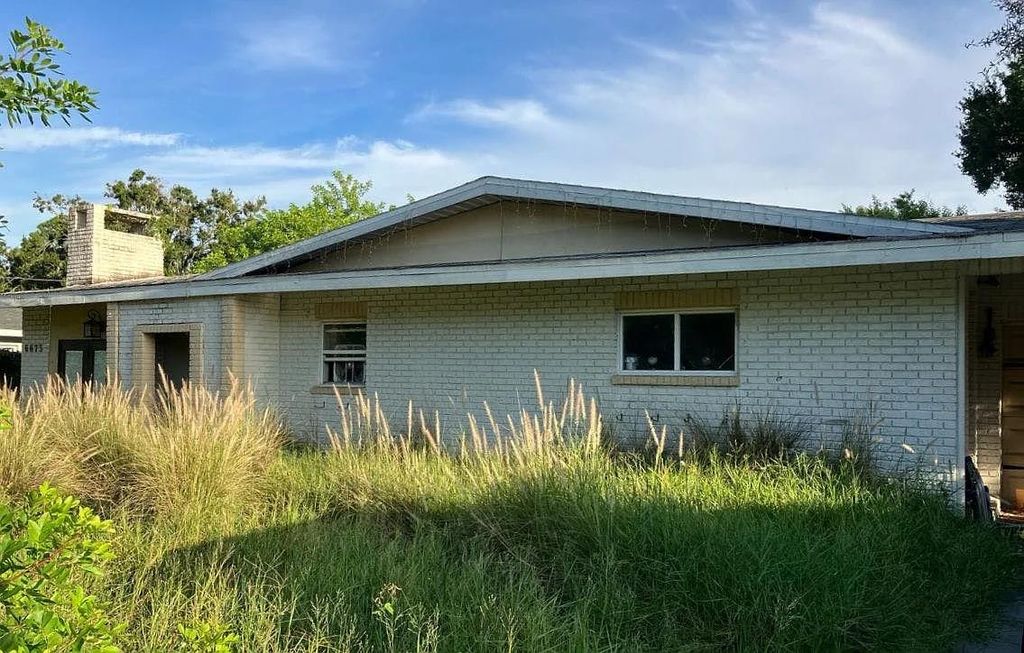 Photo of 6675 68th Ave N Ave, Other Florida, FL 33781 (MLS # 393566)