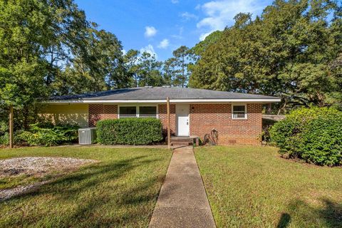 Tiny photo for 105 Columbia Drive #Detached, Tallahassee, FL 32304 (MLS # 392510)