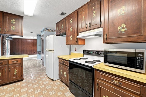 Tiny photo for 2056 Champagne Drive, Tallahassee, FL 32308 (MLS # 402025)