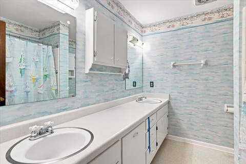 Tiny photo for 2056 Champagne Drive, Tallahassee, FL 32308 (MLS # 402025)