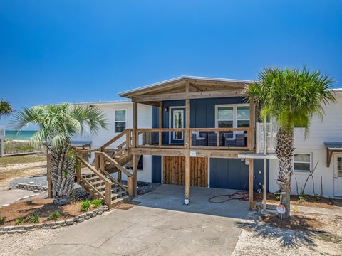 Tiny photo for 956 W Gorrie Drive, St George Islan, FL 32328 (MLS # 401304)