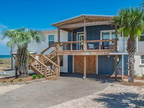 Tiny photo for 956 W Gorrie Drive, St George Islan, FL 32328 (MLS # 401304)