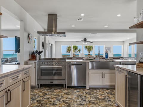 Tiny photo for 956 W Gorrie Drive, St George Islan, FL 32328 (MLS # 401304)