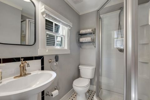 Tiny photo for 513 E Call Street, Tallahassee, FL 32301 (MLS # 392978)