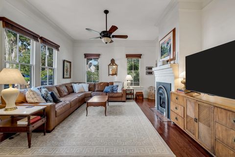 Tiny photo for 513 E Call Street, Tallahassee, FL 32301 (MLS # 392978)