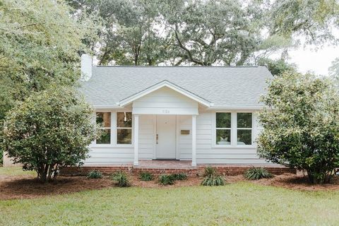 Tiny photo for 1106 Pine Street St, Tallahassee, FL 32303 (MLS # 396777)