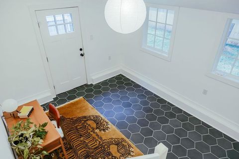 Tiny photo for 1106 Pine Street St, Tallahassee, FL 32303 (MLS # 396777)