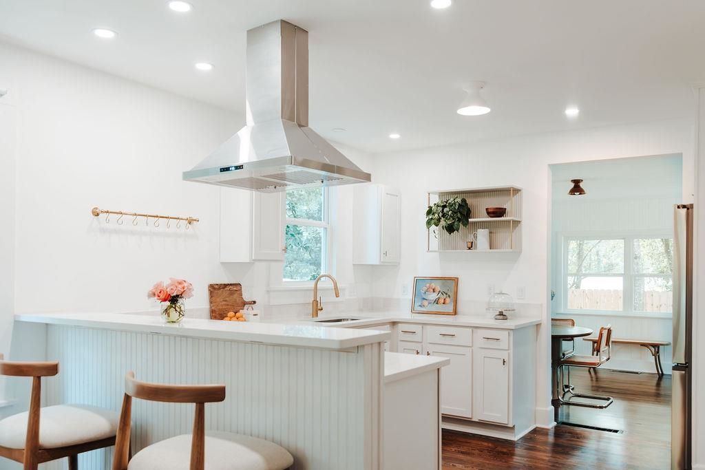 Photo of 1106 Pine Street St, Tallahassee, FL 32303 (MLS # 396777)