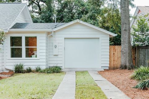 Tiny photo for 1106 Pine Street St, Tallahassee, FL 32303 (MLS # 396777)