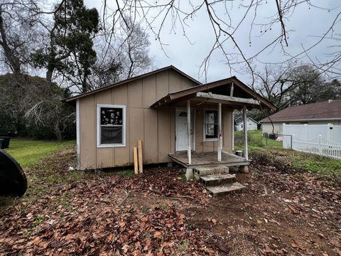 1317 Lowell St, Tallahassee, FL 32303 - MLS#: 383029