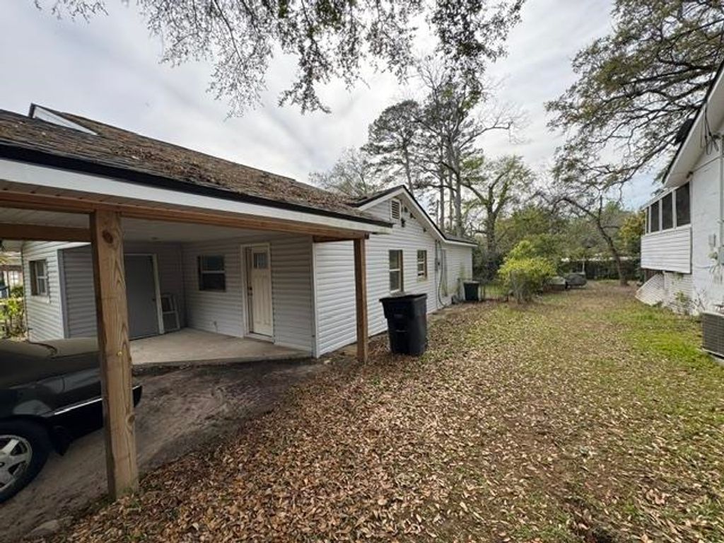 Photo of 1206 ABRAHAM Street, Tallahassee, FL 32304 (MLS # 400264)