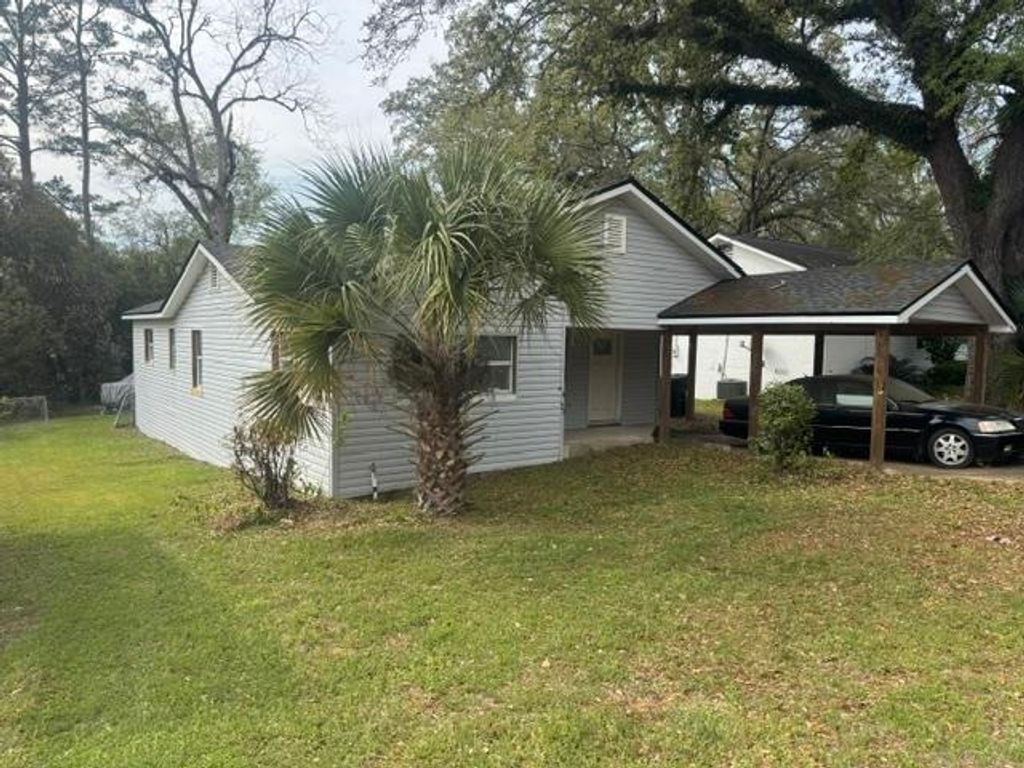 Photo of 1206 ABRAHAM Street, Tallahassee, FL 32304 (MLS # 400264)