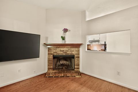 Tiny photo for 230 Whetherbine Way #A, Tallahassee, FL 32301 (MLS # 402895)