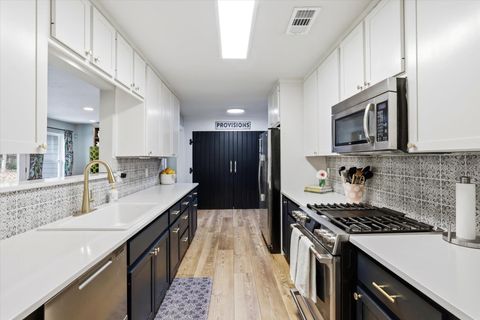 Tiny photo for 2631 BANTRY BAY Drive, Tallahassee, FL 32309 (MLS # 396106)