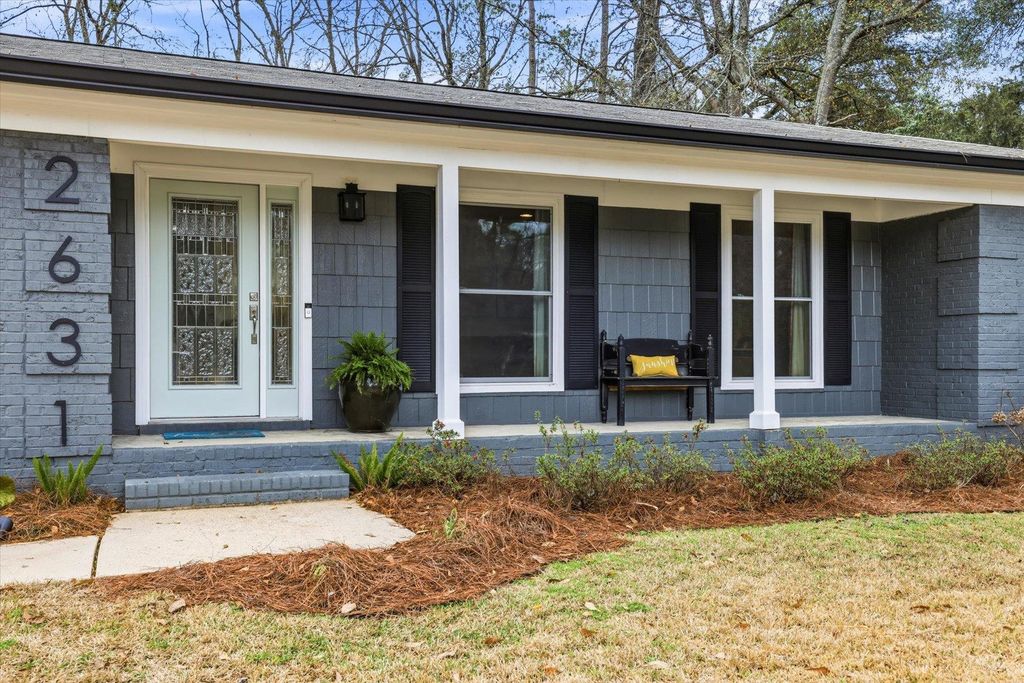 Photo of 2631 BANTRY BAY Drive, Tallahassee, FL 32309 (MLS # 396106)