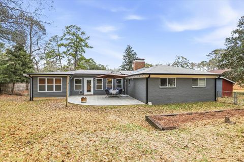 Tiny photo for 2631 BANTRY BAY Drive, Tallahassee, FL 32309 (MLS # 396106)