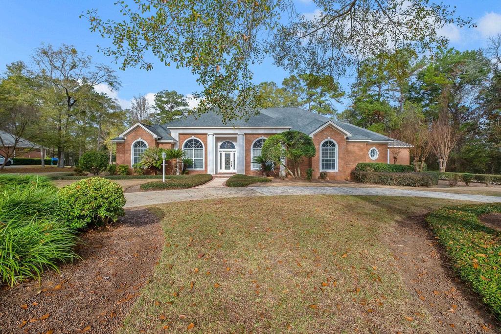 Photo of 2142 W GOLDEN EAGLE Drive, Tallahassee, FL 32312 (MLS # 395025)