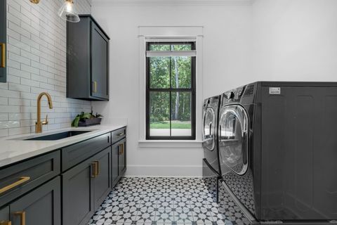 Tiny photo for 8121 Proctor Road, Tallahassee, FL 32309 (MLS # 398883)