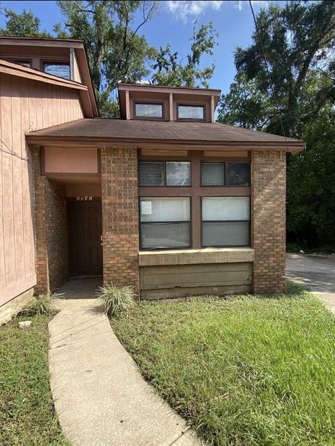 Photo of 1832 Nekoma Court, Tallahassee, FL 32304 (MLS # 392816)