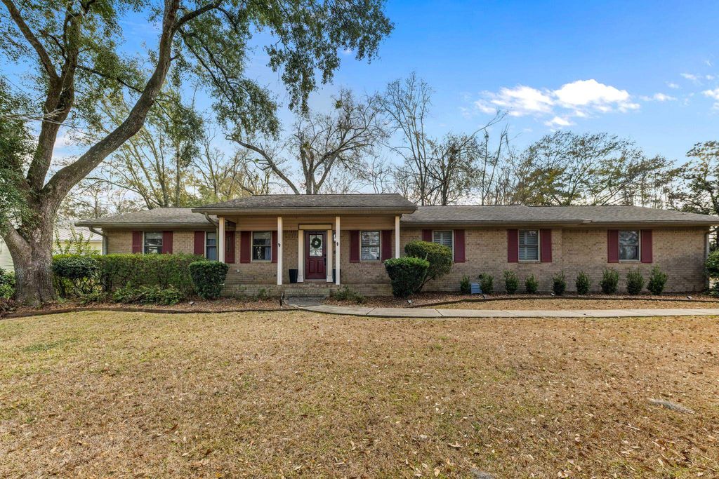 Photo of 3201 Big Oak Drive, Tallahassee, FL 32311 (MLS # 396304)