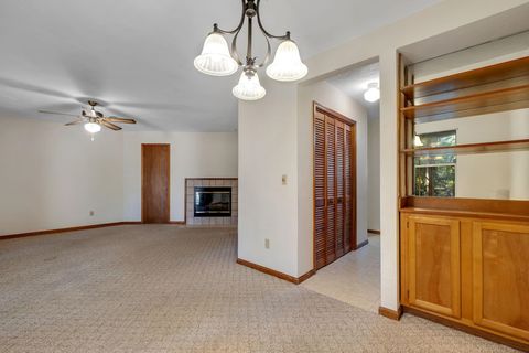 Tiny photo for 1829 Nicklaus Drive #B, Tallahassee, FL 32301 (MLS # 394240)