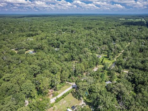 Tiny photo for 4 Summer Lane, Crawfordville, FL 32327 (MLS # 394512)