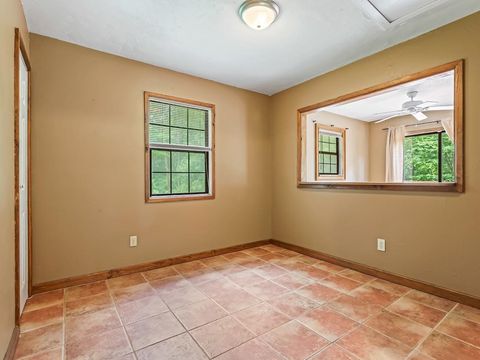 Tiny photo for 4 Summer Lane, Crawfordville, FL 32327 (MLS # 394512)