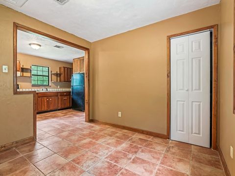 Tiny photo for 4 Summer Lane, Crawfordville, FL 32327 (MLS # 394512)